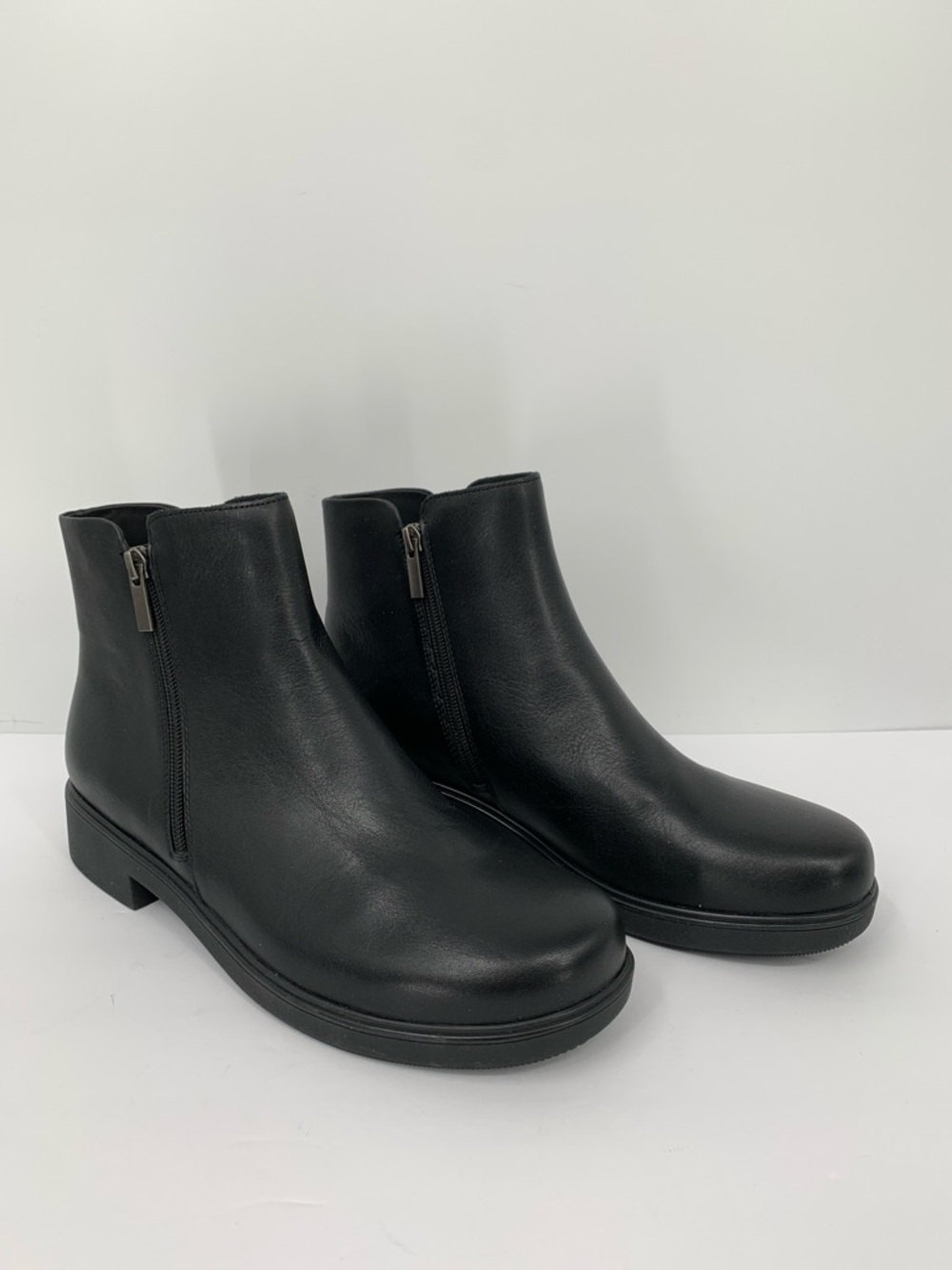 Womens New Side Zip Ankle Boot - Picture 2 of 6